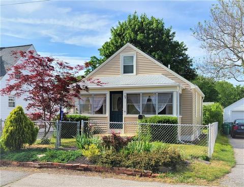 95 Thurman St, Warwick, RI 02888 photo 1