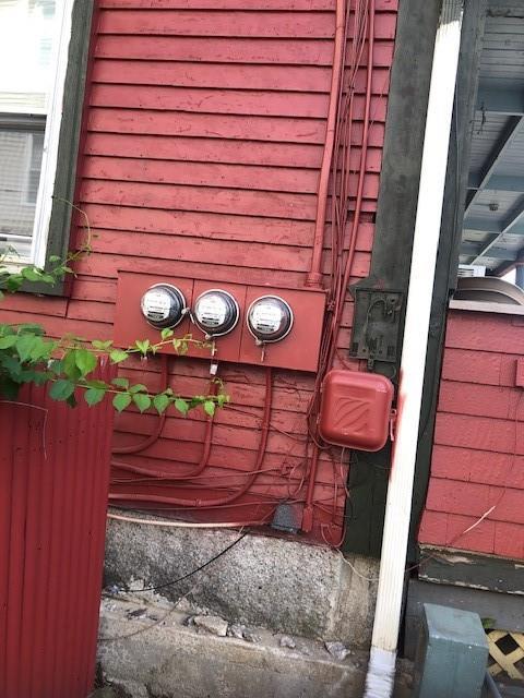 604 Blackstone St, Woonsocket, RI 02895 photo 5