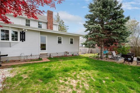 183 Elmore Ave, Woonsocket, RI 02895 photo 3