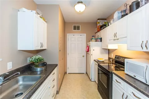 86 Mill St #201, Woonsocket, RI 02895 photo 7