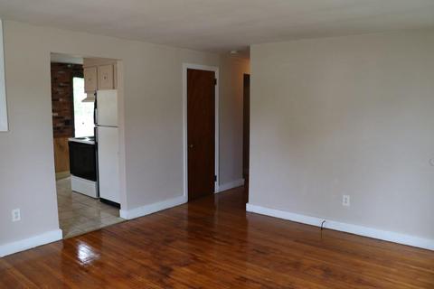 67 Buttonwoods Ave, Warwick, RI 02886 photo 10