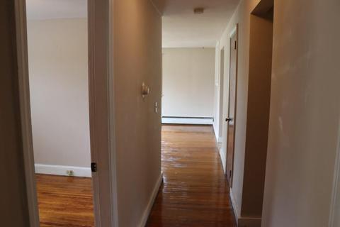 67 Buttonwoods Ave, Warwick, RI 02886 photo 5