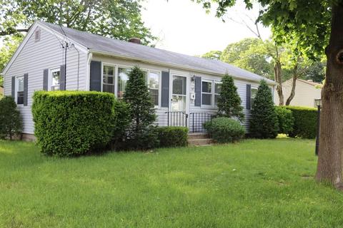67 Buttonwoods Ave, Warwick, RI 02886 photo 2