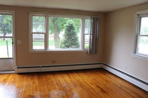 67 Buttonwoods Ave, Warwick, RI 02886 photo 17