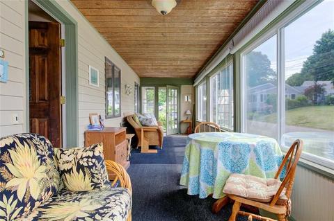 1 Riverview Ave, Bristol, RI 02809 photo 6
