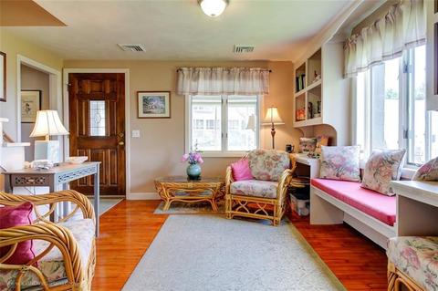 1 Riverview Ave, Bristol, RI 02809 photo 8