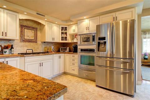 1 Riverview Ave, Bristol, RI 02809 photo 17