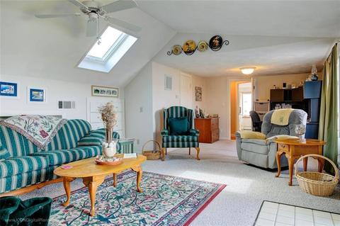 1 Riverview Ave, Bristol, RI 02809 photo 30