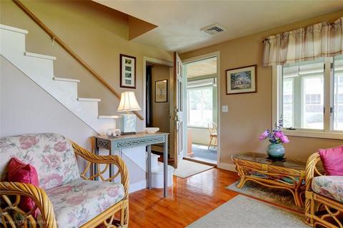 1 Riverview Ave, Bristol, RI 02809 photo 9