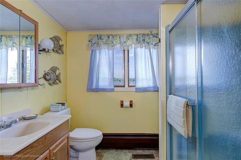 1 Riverview Ave, Bristol, RI 02809 photo 24