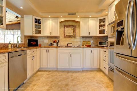 1 Riverview Ave, Bristol, RI 02809 photo 16