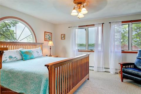 1 Riverview Ave, Bristol, RI 02809 photo 34