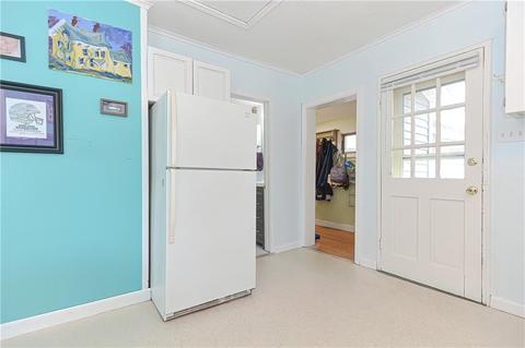 33 Everett Ave, Bristol, RI 02809 photo 14