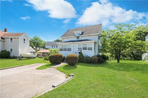 45 Tower St, Westerly, RI 02891 photo 1