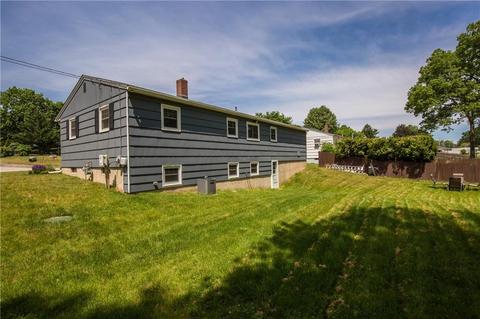 18 Myra Rd, Coventry, RI 02816 photo 3