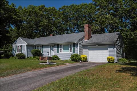 17 Memory Ln, Westerly, RI 02891 photo 2