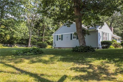 17 Memory Ln, Westerly, RI 02891 photo 4