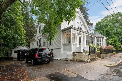 302 Providence St, Woonsocket, RI 02895 photo 2