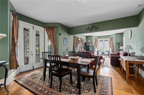302 Providence St, Woonsocket, RI 02895 photo 9