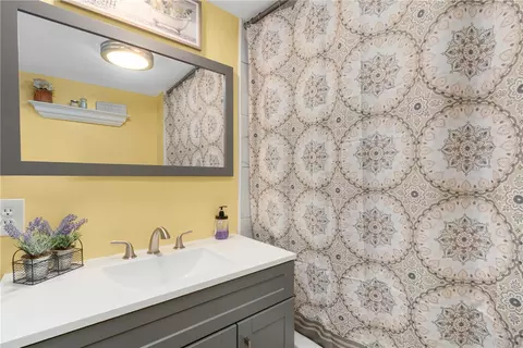 45 Pinehurst Ave, Warwick, RI 02889 photo 17