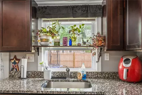 45 Pinehurst Ave, Warwick, RI 02889 photo 10