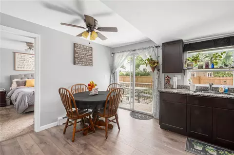 45 Pinehurst Ave, Warwick, RI 02889 photo 7