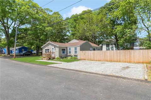 45 Pinehurst Ave, Warwick, RI 02889 photo 3