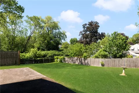 357 Parkside Dr, Warwick, RI 02888 photo 6
