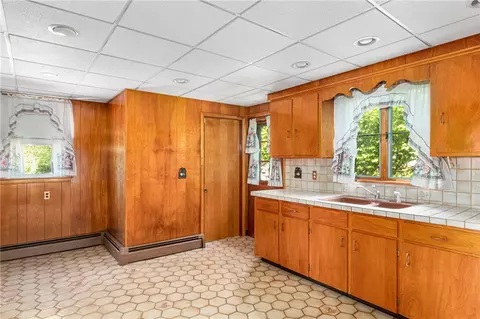 357 Parkside Dr, Warwick, RI 02888 photo 43