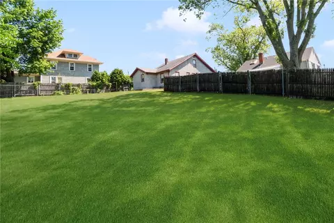 357 Parkside Dr, Warwick, RI 02888 photo 12