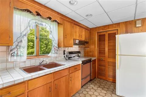 357 Parkside Dr, Warwick, RI 02888 photo 44