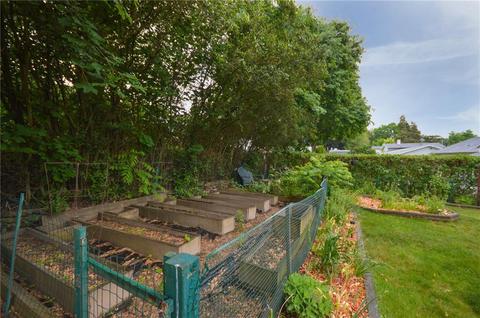 88 Madeleine Ave, Woonsocket, RI 02895 photo 23
