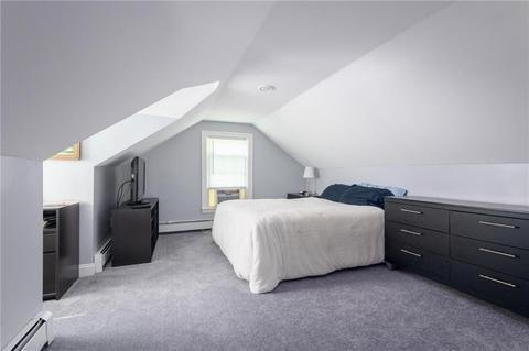 68 Barber Ave, Warwick, RI 02886 photo 8