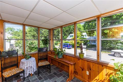 10 Link St, Warwick, RI 02886 photo 5