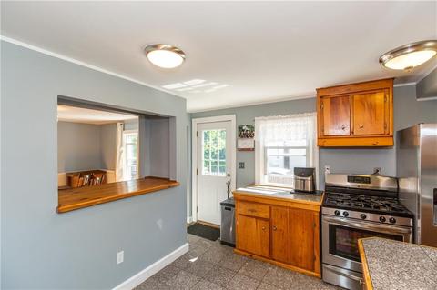 10 Link St, Warwick, RI 02886 photo 19