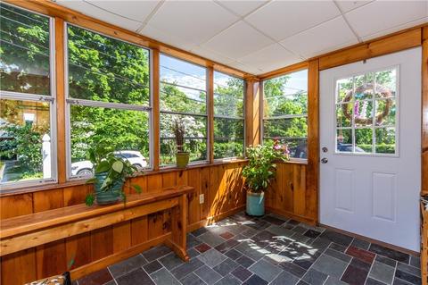 10 Link St, Warwick, RI 02886 photo 4