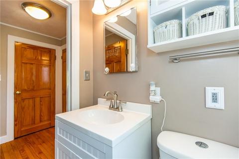 10 Link St, Warwick, RI 02886 photo 26
