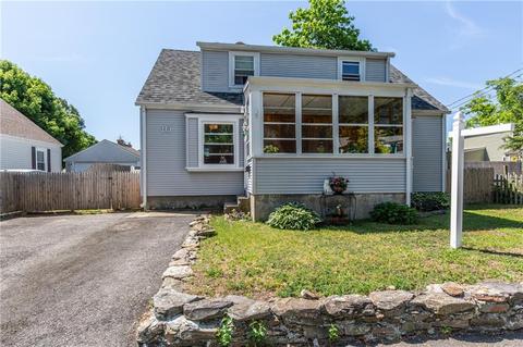 10 Link St, Warwick, RI 02886 photo 2