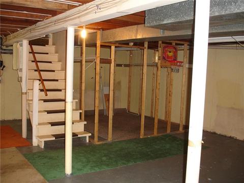 66 Halsey Rd, Woonsocket, RI 02895 photo 17