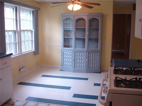 66 Halsey Rd, Woonsocket, RI 02895 photo 5