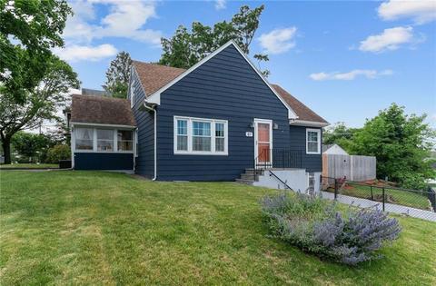 87 Mapleton St, Cranston, RI 02910 photo 1