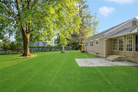 130 Gorham Ave, Warwick, RI 02886 photo 40