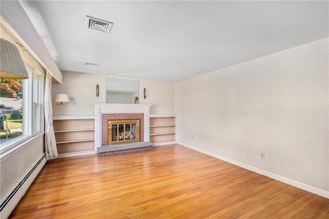 130 Gorham Ave, Warwick, RI 02886 photo 9