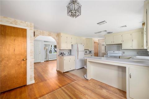 130 Gorham Ave, Warwick, RI 02886 photo 14