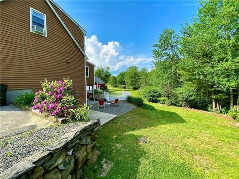 185 Eagle Peak Rd, Pascoag, RI 02859 photo 3