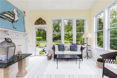 6 Griffith Rd, Saunderstown, RI 02874 photo 18