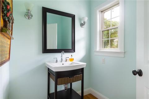 6 Griffith Rd, Saunderstown, RI 02874 photo 21