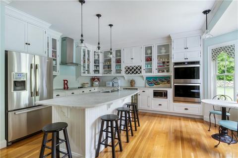 6 Griffith Rd, Saunderstown, RI 02874 photo 11