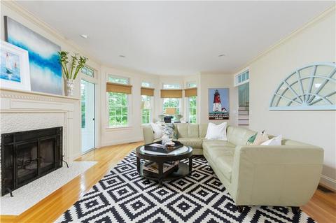 6 Griffith Rd, Saunderstown, RI 02874 photo 16