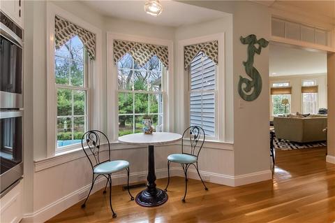 6 Griffith Rd, Saunderstown, RI 02874 photo 14
